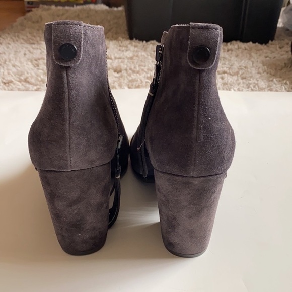 Rag & Bone Margot fringe suede booties NWOT - Picture 3 of 6